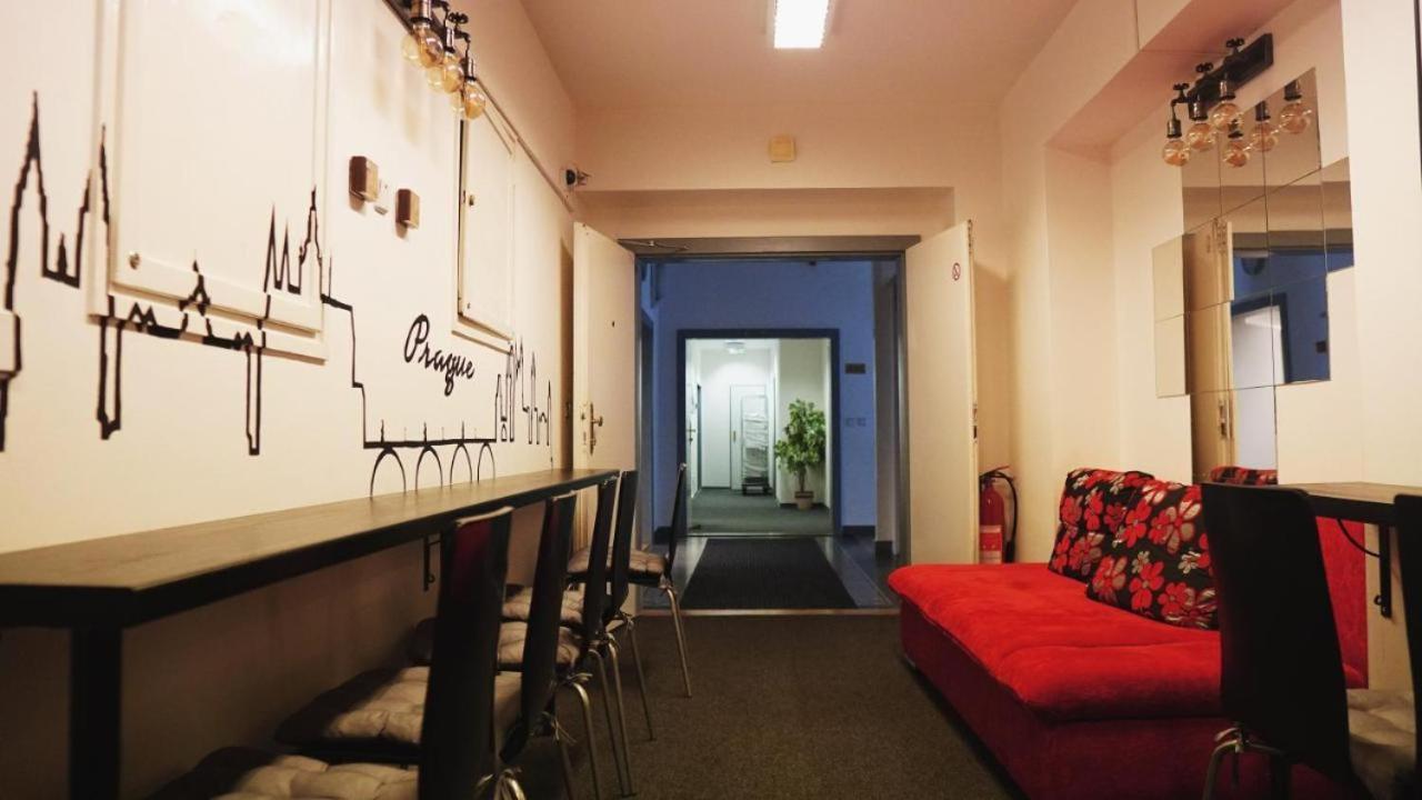 Thai Sun Hostel Praga Habitación foto